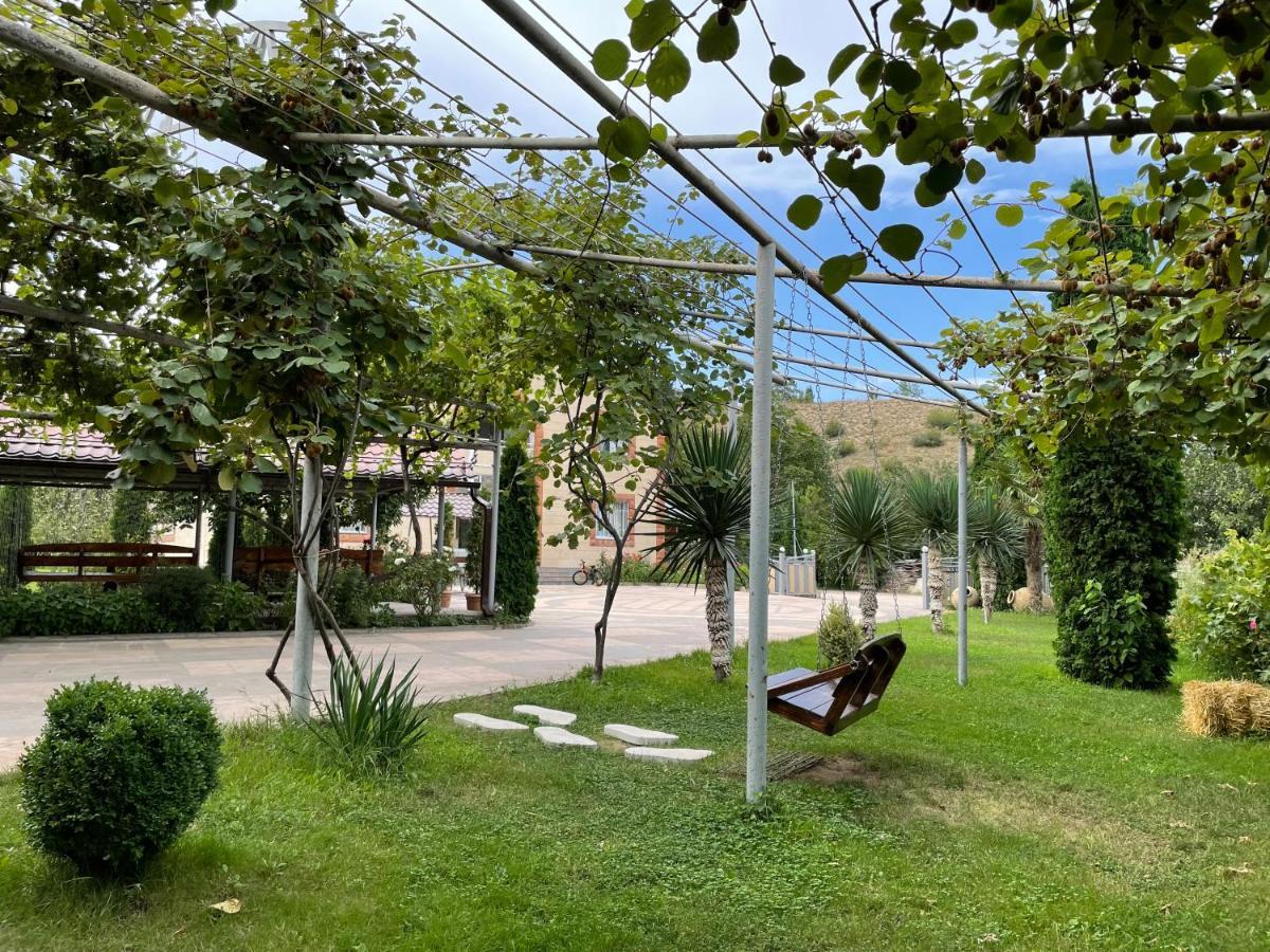 Kamar Hotel Ijevan Εξωτερικό φωτογραφία