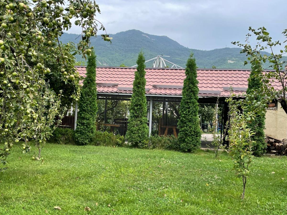 Kamar Hotel Ijevan Εξωτερικό φωτογραφία