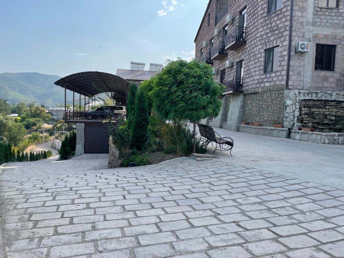 Kamar Hotel Ijevan Εξωτερικό φωτογραφία
