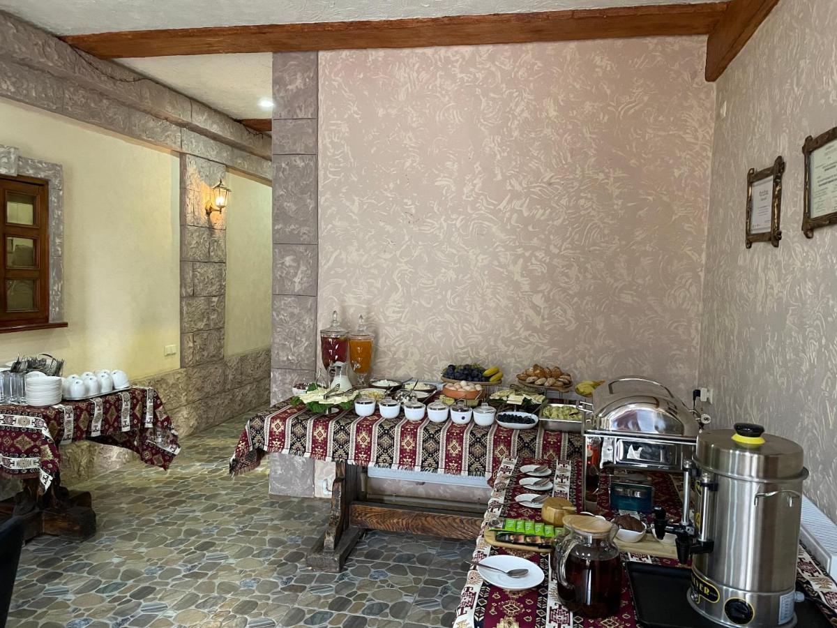 Kamar Hotel Ijevan Εξωτερικό φωτογραφία